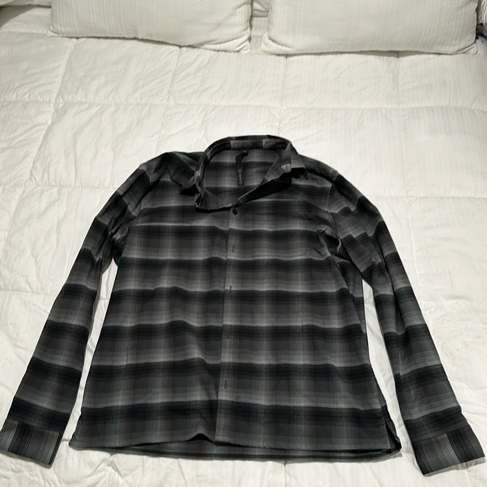 Lululemon Men’s Button Down